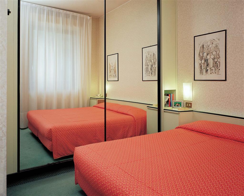 Unaway Hotel & Residence Linea Uno Milano Номер фото